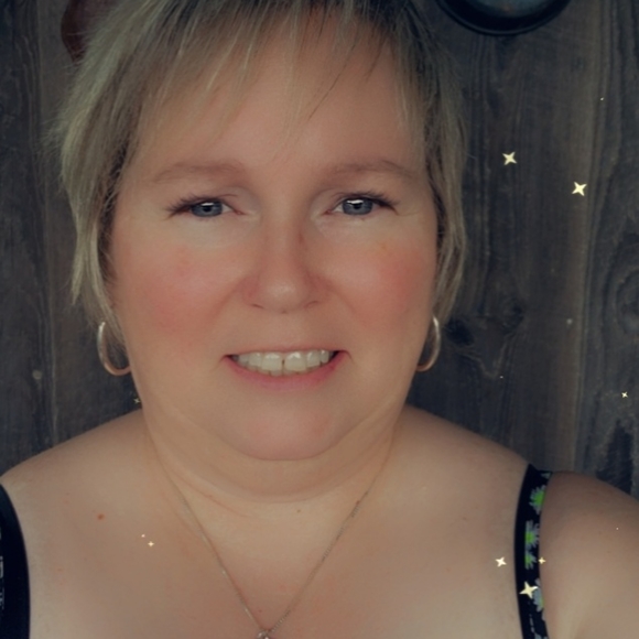 Meet your Posher, Teresa - Picture 3 of 3